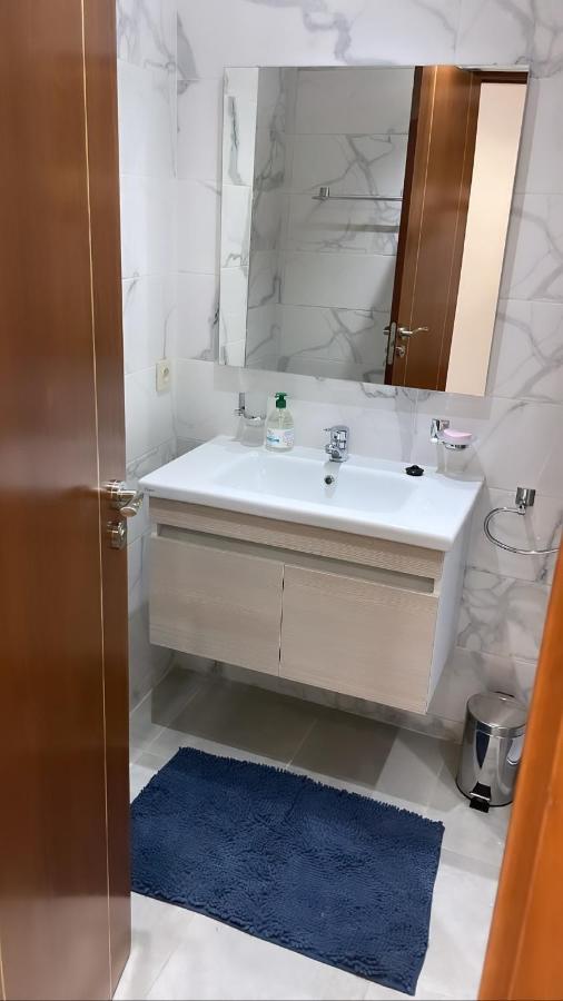 Appartement De Prestige, Vue Kasbah, Mer Et Vieux Port Tanger Luaran gambar