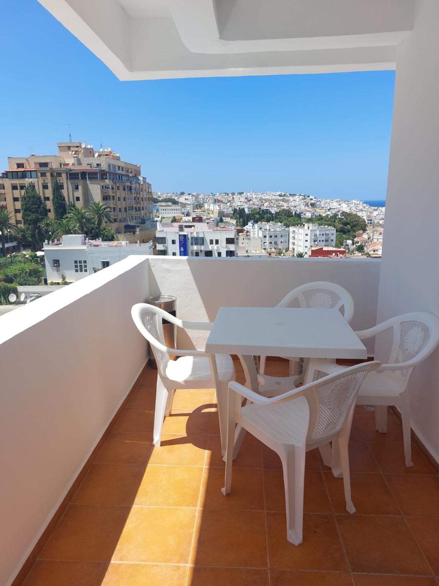 Appartement De Prestige, Vue Kasbah, Mer Et Vieux Port Tanger Luaran gambar